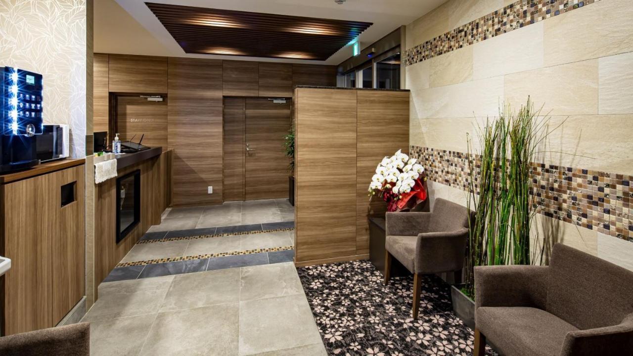 Hotel Reference Reisen ฟูกุโอกะ ภายนอก รูปภาพ