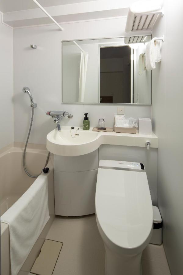 Hotel Reference Reisen ฟูกุโอกะ ภายนอก รูปภาพ
